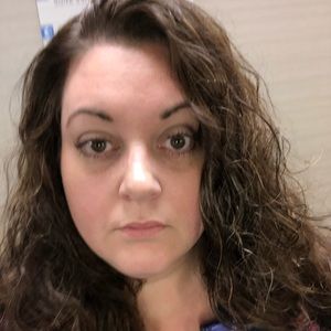 Meet your Posher, Daphne